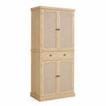 Armoire de cuisine en bois clair avec panneaux tissés